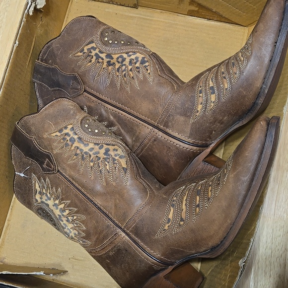 Laredo Boots - Picture 2 of 10